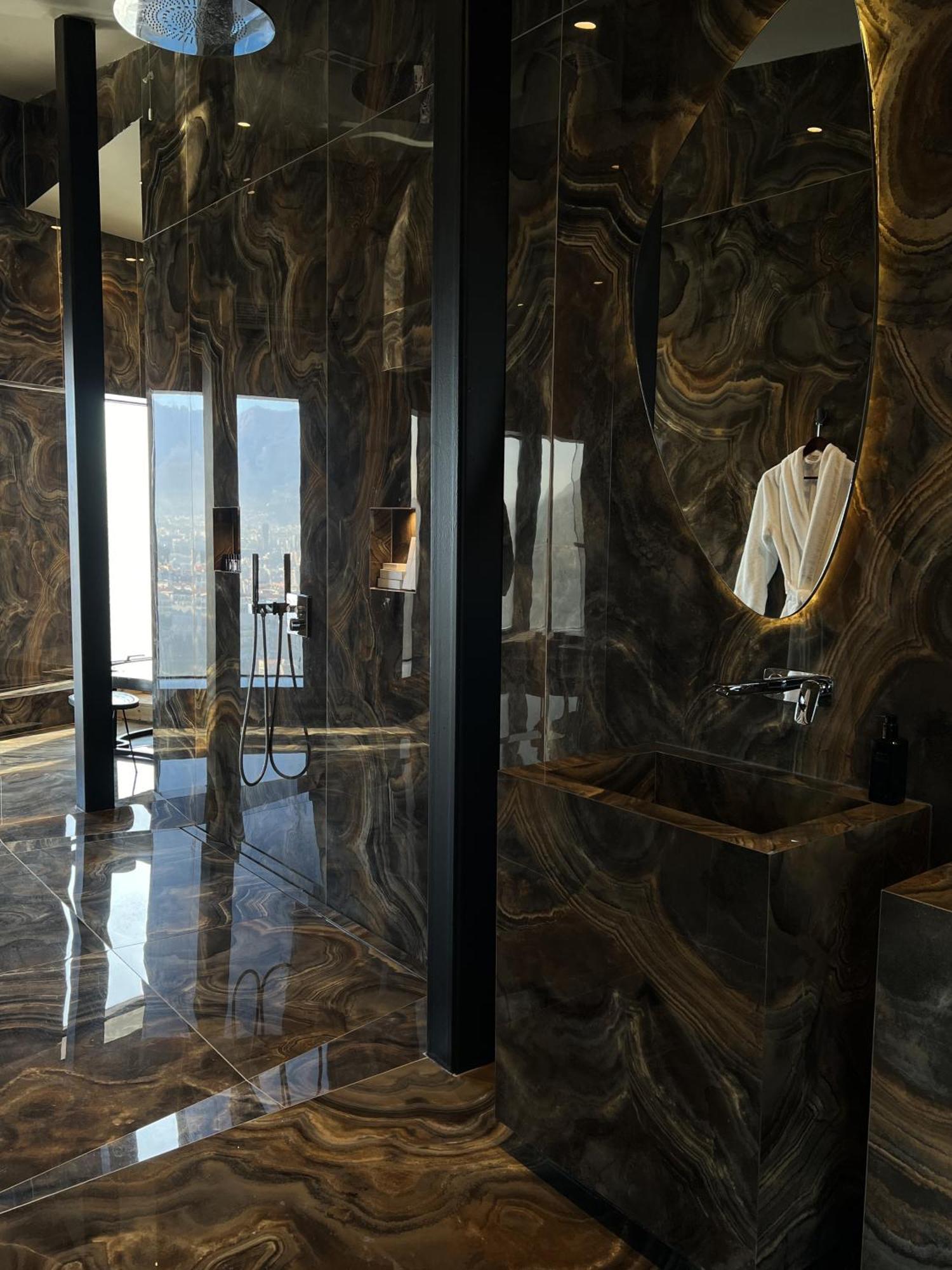 Arka Art Hotel Kashari Exterior foto Bathroom